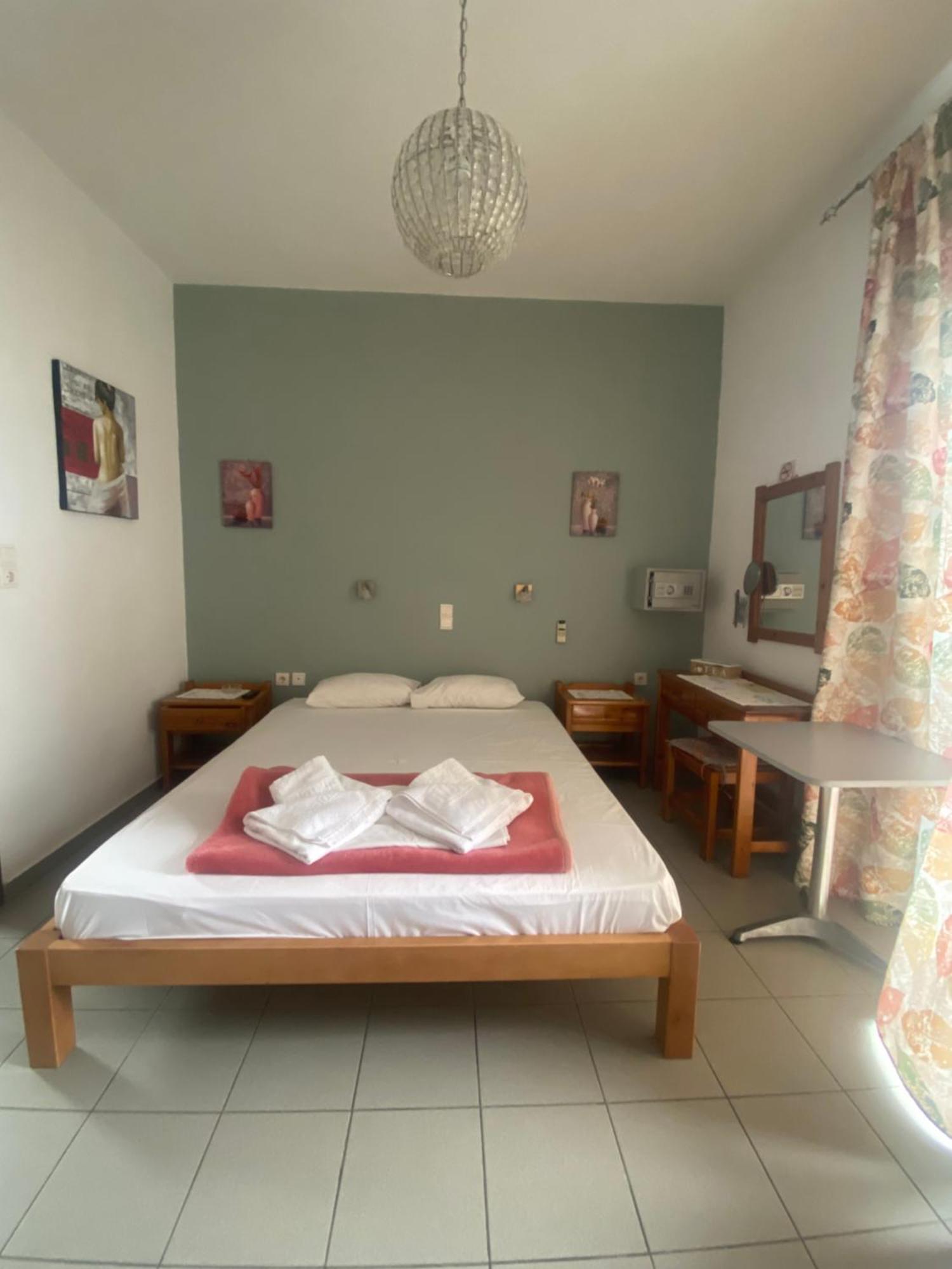 Adamas Rooms Palaiochora Zewnętrze zdjęcie